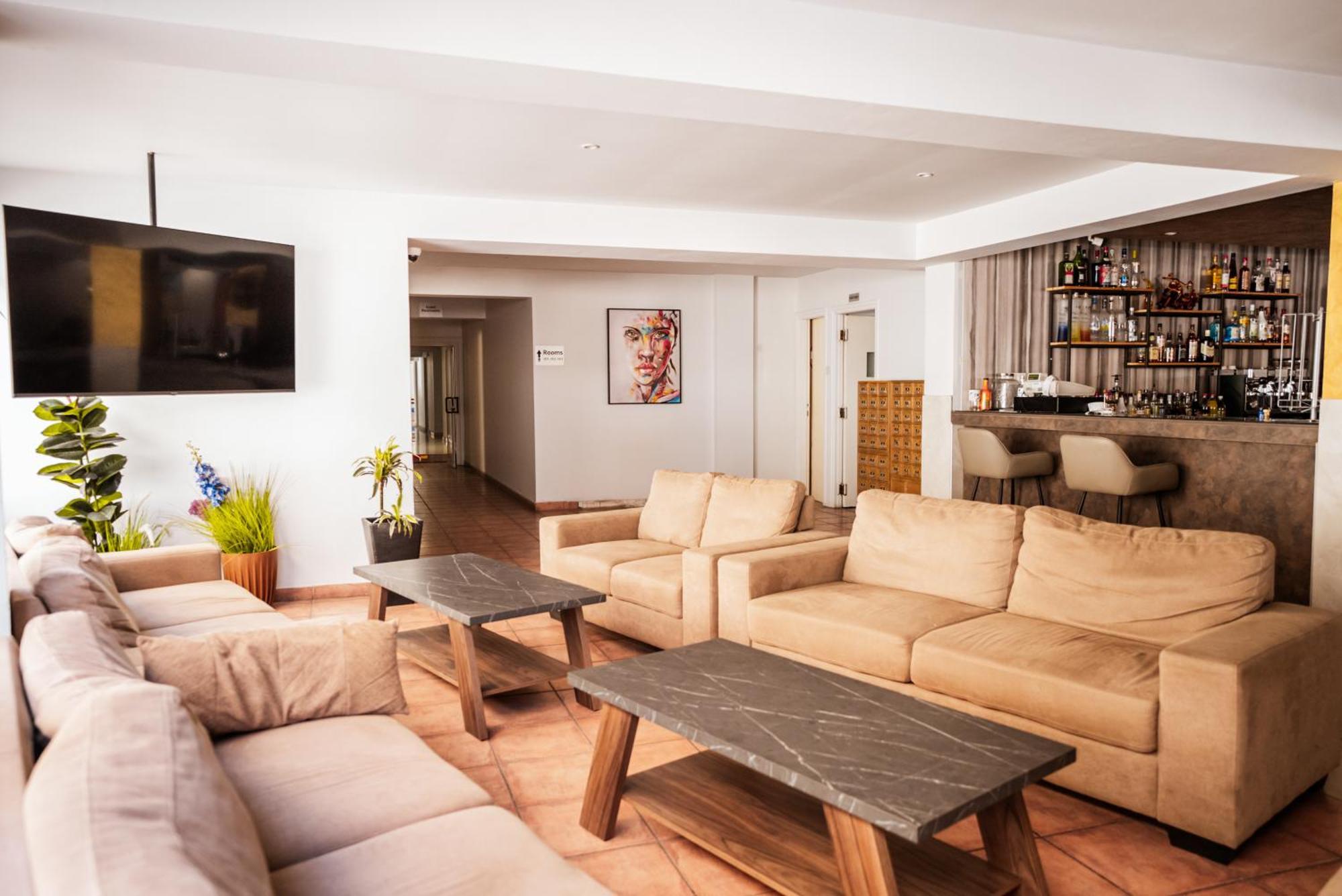 Paul Marie Hotel Apartments ไอยานาปา ภายนอก รูปภาพ